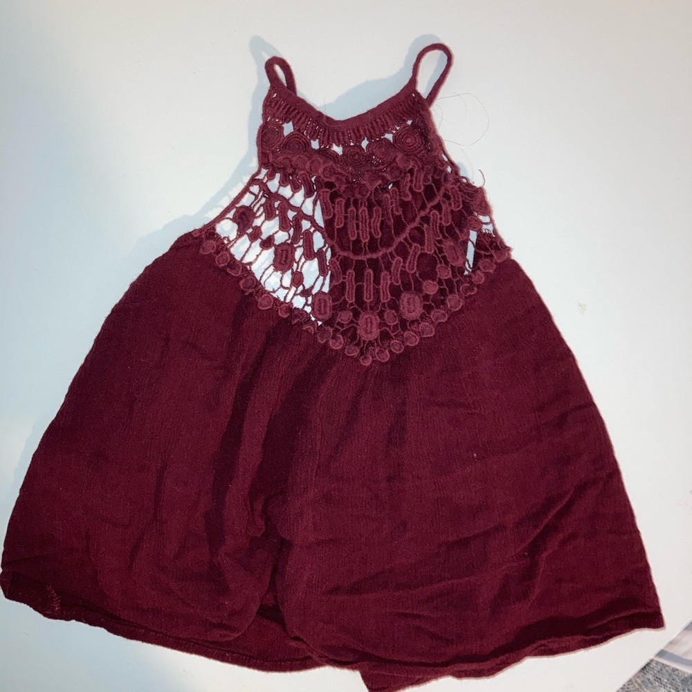 Maroon cropped halter top
